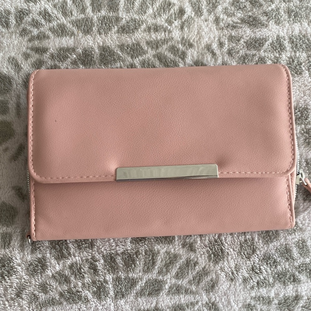 ☘️Pinkish wallet☘️